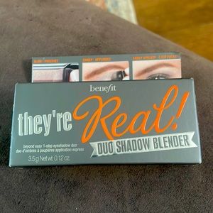 Benefit They’re Real Duo Shadow Blender in Sexy Smokin’ NEW